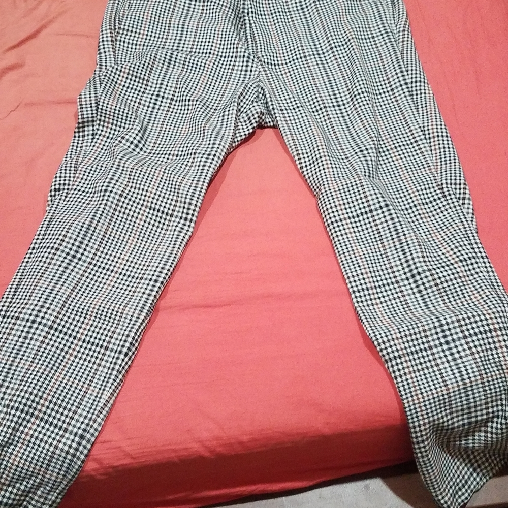 Berksha Plaid Pants